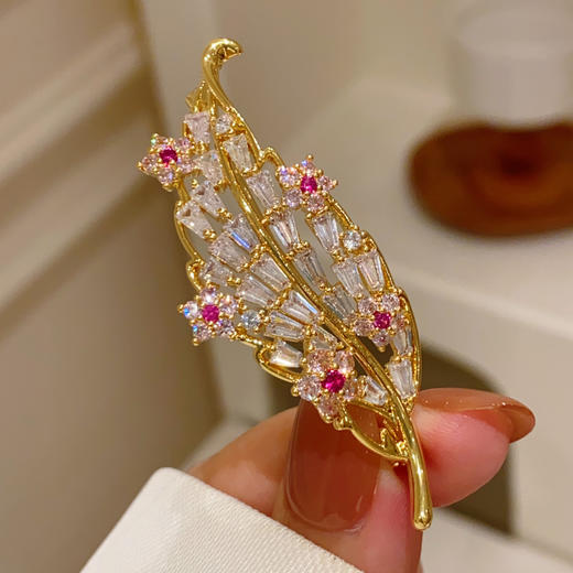 超美法式叶子彩锆时尚胸针胸花微镶别针扣 商品图3