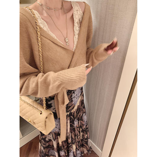 金蘑菇菇  秋季の恋歌 / 复古优雅碎花系 私服碎花裙针织连帽 商品图2