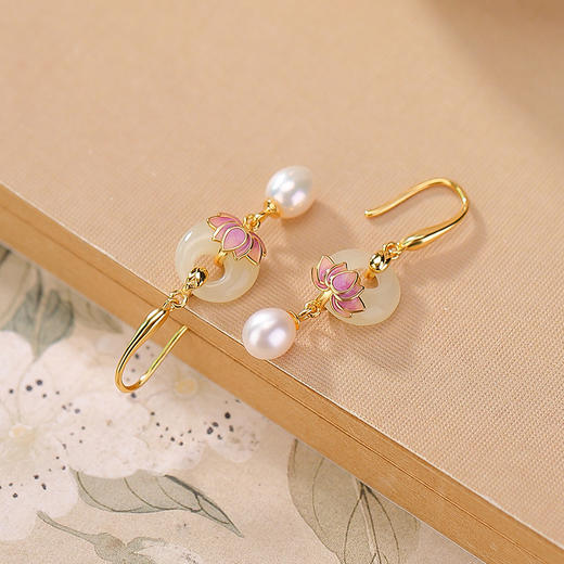 和田玉S925纯银镀金珍珠莲花，珐琅国潮古风耳坠耳钩CW-EG02368 商品图2