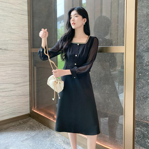 奢姿大码女装2025秋季新款胖妹妹轻奢法式连衣裙优雅方领荷叶边裙9953890564 商品图0