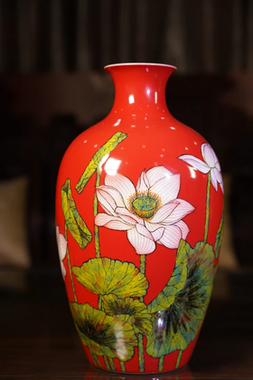 温窑变中华红颜色釉堆画《映日祥荷》