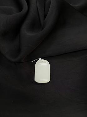 【于田产和田羊脂白无事牌挂件】编号D18642  37*24   16.7克，出证书，发货1~5天，48小时鉴赏期