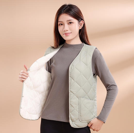 “特价清仓”嘉瑞祥 轻暖情侣款 绵羊毛马甲 经典百搭 手感细腻 轻盈质地 保暖性佳 商品图5