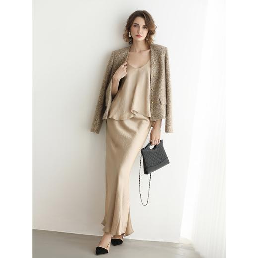 COCOBELLA轻奢100%醋酸缎面斜裁半身裙女气质鱼尾长裙HS3142 商品图3