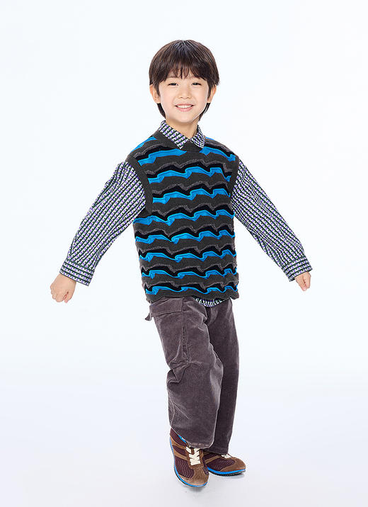 jnby    25年秋款  毛衫背心  1P8312340 商品图9