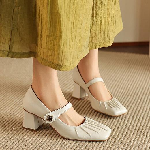 【预售5天】文艺复古酒红色真皮单鞋气质小羊皮褶皱方头高跟玛丽珍鞋女WC&M2576 商品图3