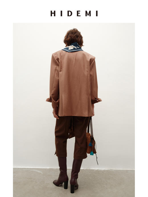 HIDEMI 进口极细精纺羊毛定染高级豆沙裸灰粉色纯醋酸丝巾多穿式廓形西装外套 商品图6