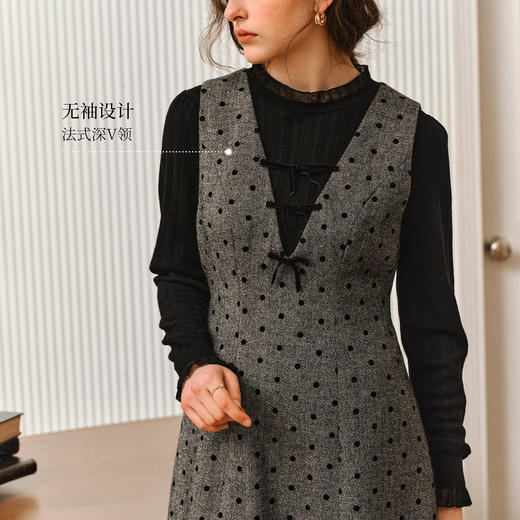 OLrain欧芮儿2025新款女秋季秋冬法式V领浪漫小心机波点背心裙 商品图1