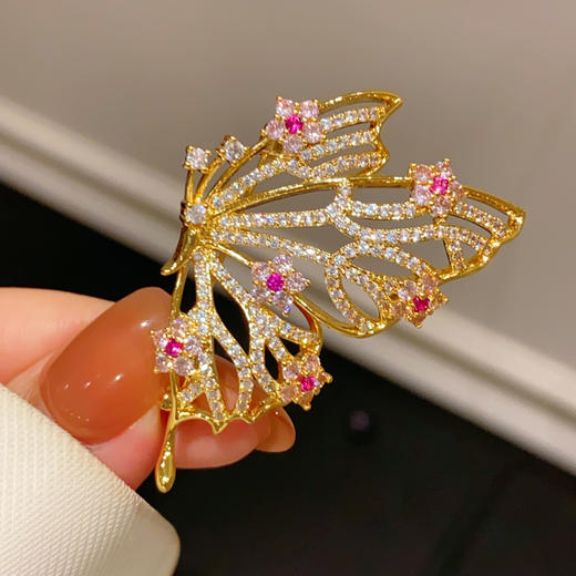 韩版蝴蝶彩色锆石胸花翅膀西装大衣别针 商品图1