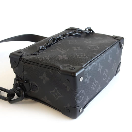 【95新】LV路易威登黑老花MINI SOFT TRUNK软盒子包斜挎包中性款现售价：11300!150825AK10 商品图6