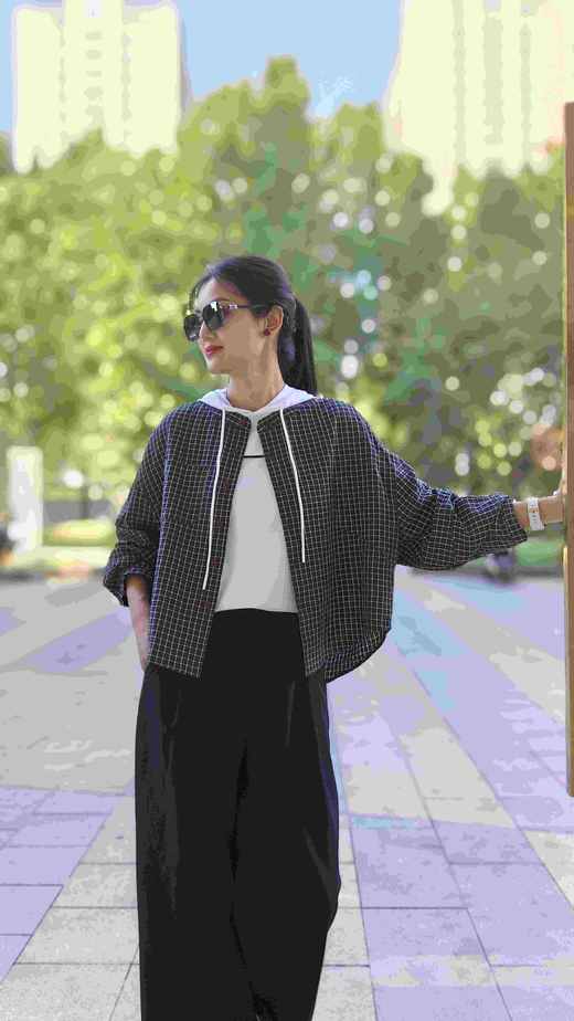 548176时尚经典格纹小衫外套 商品图6