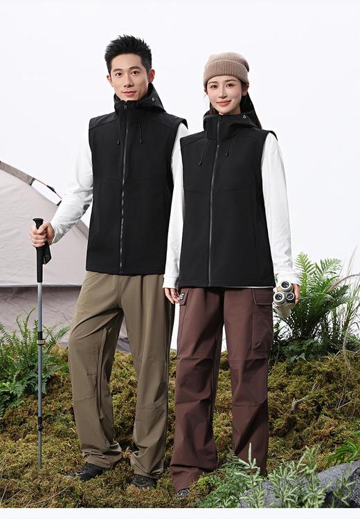 可拆卸袖子 两穿软壳衣 2025秋季新款男女户外冲锋衣防水防风登山外套 商品图3