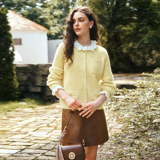 OLrain欧芮儿2025新款女秋季黄色圆领小香风毛织开衫时尚洋气上衣 商品图0