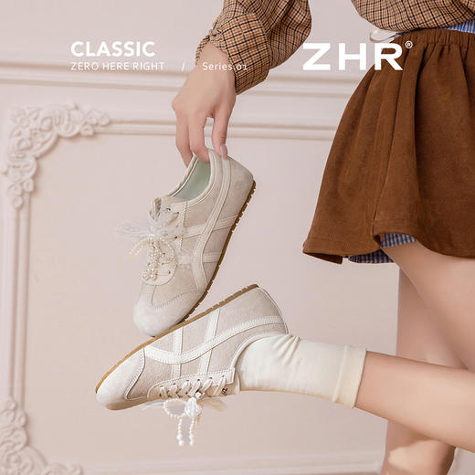 ZHR透气芭蕾德训鞋女夏季穿搭薄款2025网纱珍珠鞋带休闲小白鞋 商品图4