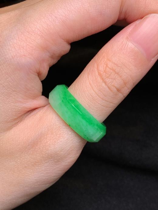 17圈口翡翠指环 商品图3