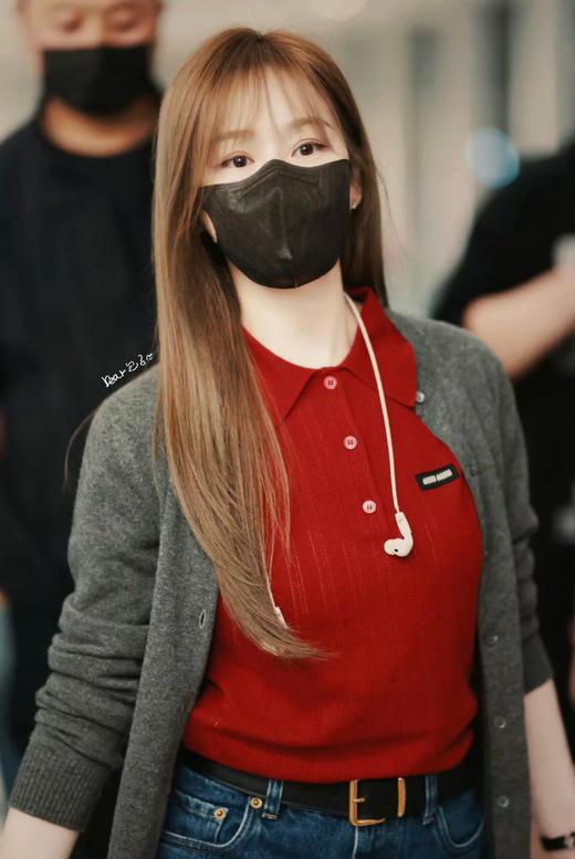 820-1 限时特 心凌同款 miu正红色 丝羊绒 翻领polo短袖 我穿XL 商品图9