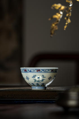 会员专享  斗彩缠枝花卉鸡心杯 仅供【国贸店】自提