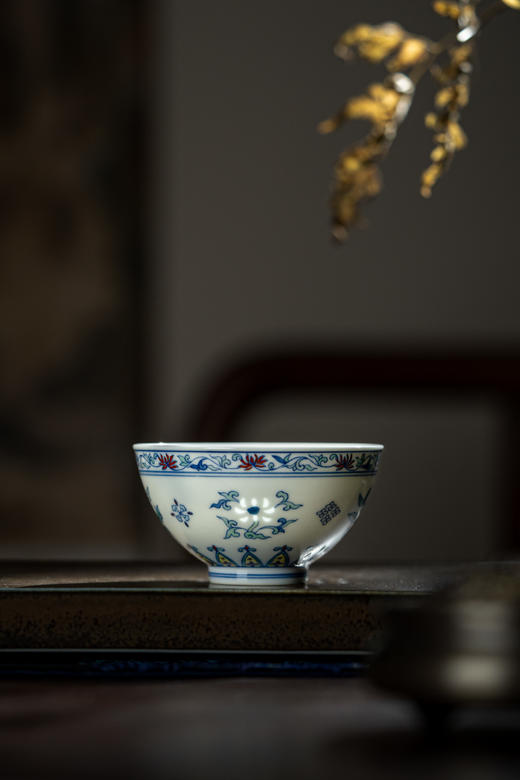 会员专享  斗彩缠枝花卉鸡心杯 仅供【国贸店】自提 商品图0