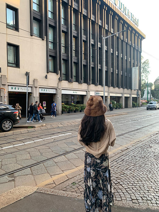 金蘑菇菇  秋季の恋歌 / 复古优雅碎花系 私服碎花裙针织连帽 商品图1