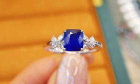 1c刻面t蓝宝石戒指