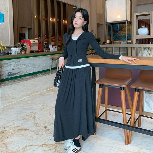 奢姿大码女装2025秋季时尚黑白拼接套装胖妹妹气质领口系带两件套9953969885 商品图1