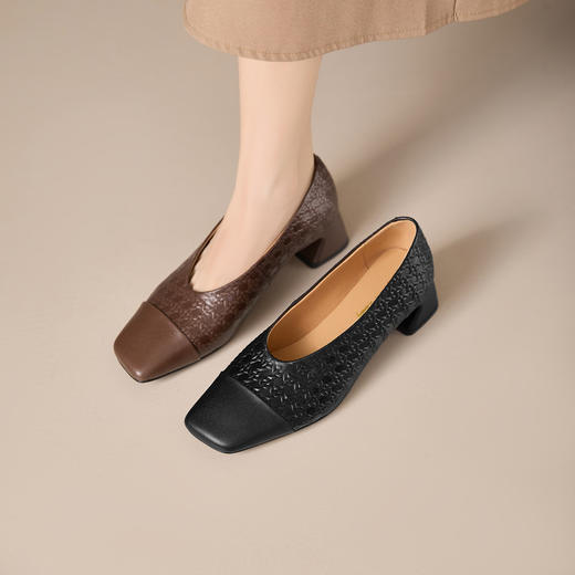 【预售5天】压花羊皮粗跟单鞋女秋新款真皮方头软皮复古百搭职业工作鞋MBJR&6956 商品图4
