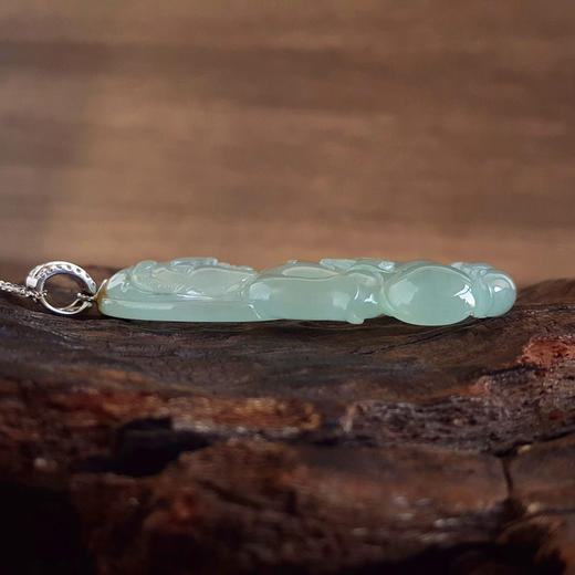 【天然正品】A货翡翠AU750收藏级白金镶钻镶天然细腻高冰种观音坐莲（平安安乐）翡翠吊坠项链68.9*35.4*8.2MM（皆取最大值）女士现售价：29800！300725NJM30 商品图6