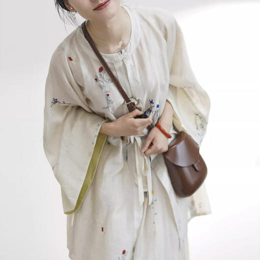 裁缝学苑AQ526明制圆领对襟大袖衫半裙套装纸样女装长衫半身裙服装打板 商品图2