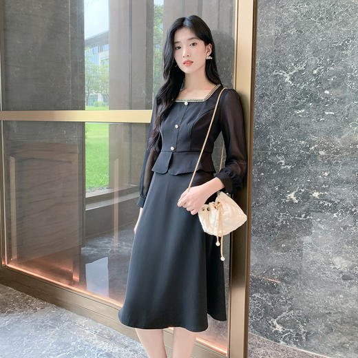 奢姿大码女装2025秋季新款胖妹妹轻奢法式连衣裙优雅方领荷叶边裙9953890564 商品图1