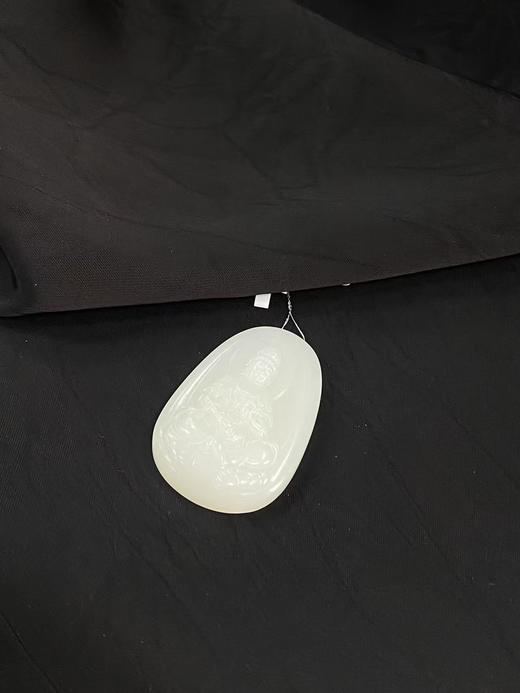 【于田产和田95料羊脂白观音挂件】编号D56904   42*29   20克，出证书，发货1~5天，48小时鉴赏期 商品图1