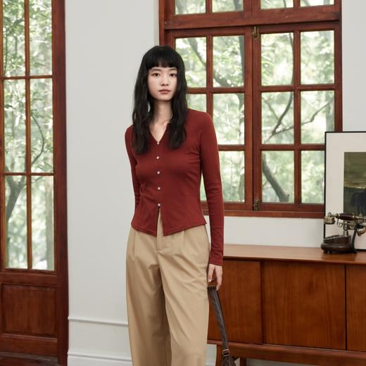 SPLELED 显瘦百搭假开衫 弧型分割线设计，360度修饰身材曲线；内层配有薄绒，秋天可单穿；凸显时尚感 商品图11