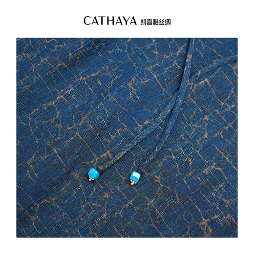 凯喜雅V领连衣裙 商品图9