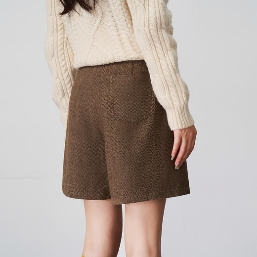 OLrain欧芮儿2025新款女秋季小个子高腰a字显瘦休闲阔腿裤短裤 商品图3