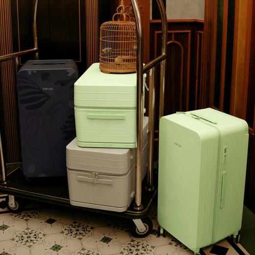 【出行好物丨途加 印象经典TRUNK28/30寸后置宽拉杆行李箱】直角设计空间利用率高 ，第二代ABS创新框架技术多层保护托运更安心，深浅4:6分仓设计，轻松收纳高尺寸物品，更全面的解决出行收纳问题 商品图1