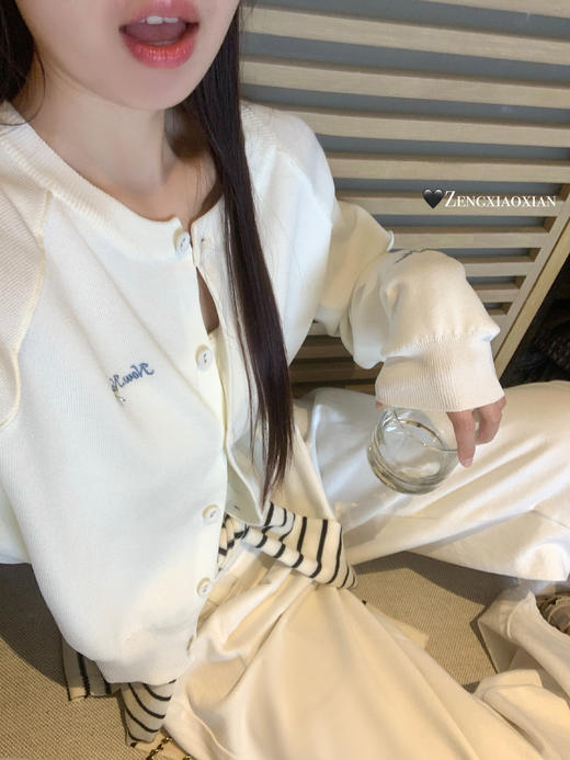 【169元任选2件】最后一波现货！4色圆领针织长袖开衫 商品图8