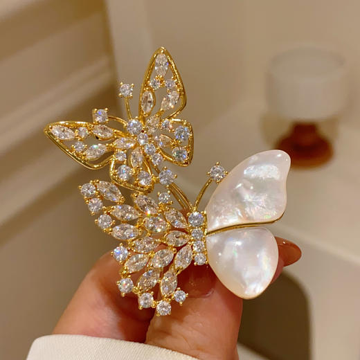 韩版贝母蝴蝶胸针锆石胸花 商品图2
