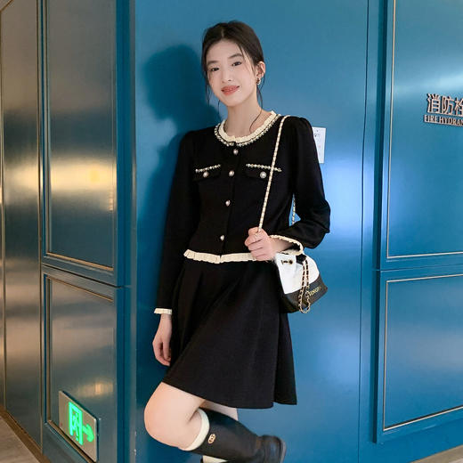奢姿大码女装2025秋装胖妹妹优雅短裙套装木耳边圆领小香风两件套9953990645 商品图0