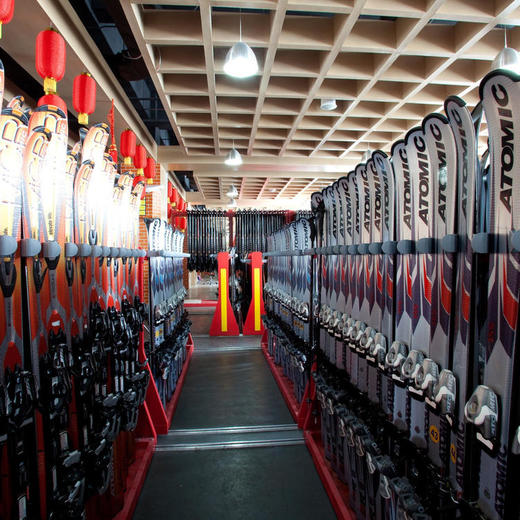 开板/封板！3晚/4晚/5晚【ClubMed国内滑雪度假村 | 北大湖/长白山/亚布力】一价全包！尊享冬季暖浴汤泉、滑雪通行证&专属滑雪大厅、专业滑雪课程及教练，吃喝玩乐，特价预约即可享受！ 商品图1