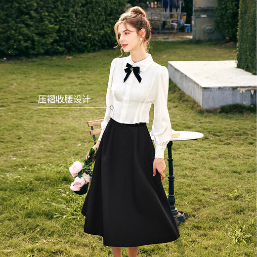 OLrain欧芮儿法式白色缎面衬衫女秋季2025新款复古宫廷风长袖衬衣 商品图0