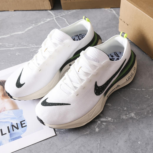 【双旦特惠:品牌特卖场清仓限购】Nike  Invincible Run Flyknit 3系列休闲跑步鞋 商品图9