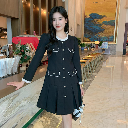 奢姿大码女装2025秋季名媛气质百褶裙子胖妹妹赫本小香风连衣裙9953853583 商品图1