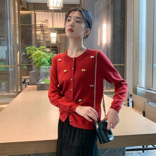 奢姿大码女装2025秋季时尚立体装饰上衣胖妹妹气质减龄长袖针织衫9653669903 商品图1