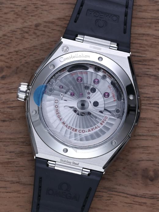 欧米茄131.12.41.21.06.001 商品图3