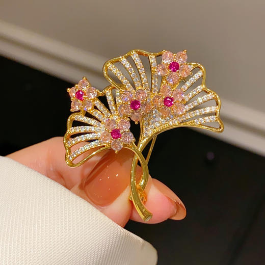 法式复古粉色银杏叶锆石胸针胸花别针扣 商品图2