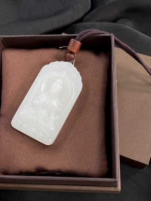 【于田产和田羊脂白观音挂件】编号F08749  56*31 35.6克，出证书，发货1~5天，48小时鉴赏期 商品图3
