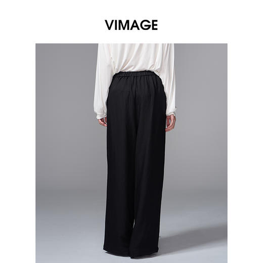 VIMAGE纬漫纪显瘦垂坠感休闲松弛直筒黑色2025秋季新款阔腿裤V2405107 商品图4