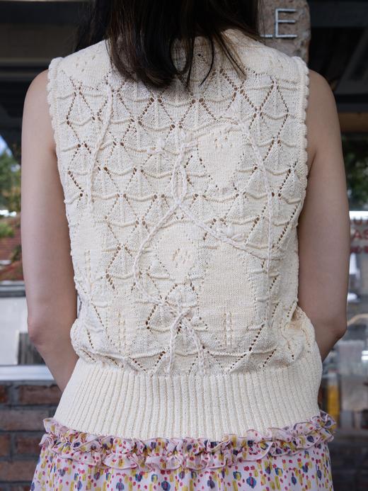 TYNVIE 手工编织钩针纹理花卉钻石图案背心-奶油色 商品图8