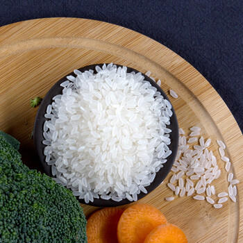 甄食在 火山岩大米 黑土地 东北响水石板大米 新米 2kg /粮油调味 /米 /长粒香米 商品图3