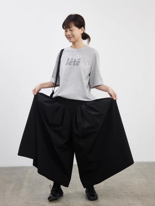 步履不停/5B43143C/宽松黑色九分褶皱裙裤 商品图4