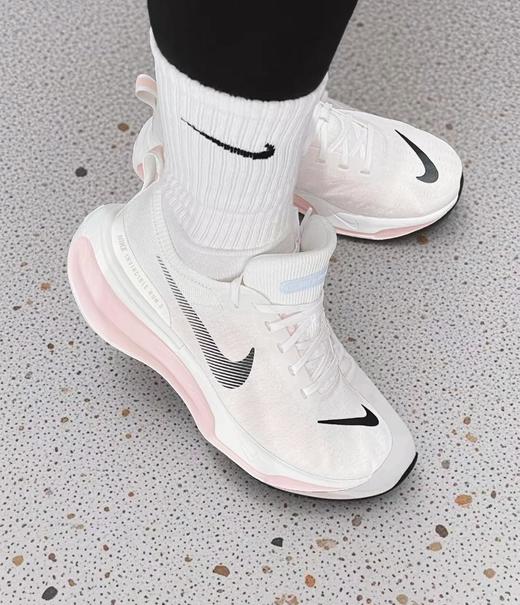 【双旦特惠:品牌特卖场清仓限购】Nike  Invincible Run Flyknit 3系列休闲跑步鞋 商品图1